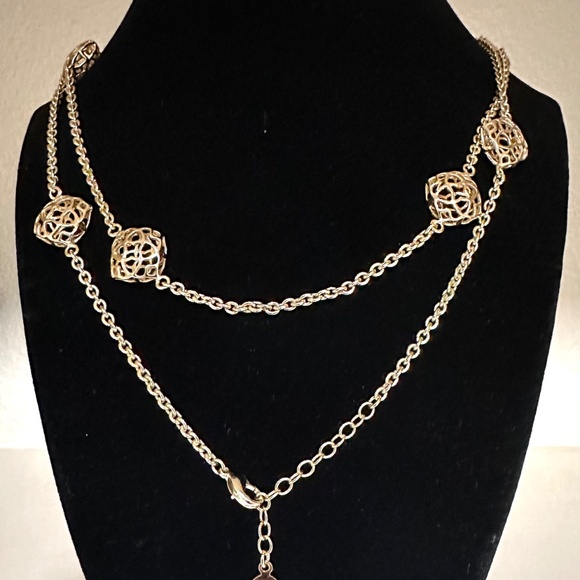 Kendra Scott Signature Gold Plated Chain Necklace - Picture 2 of 3